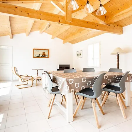 Maison Plain-pied Avec Jardin Pour 6 Personnes, Proche - Fr-1-835-11 Feriehus La Couarde-sur-Mer